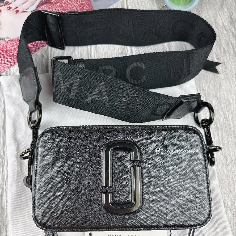 MARC JACOBS snapshot bag